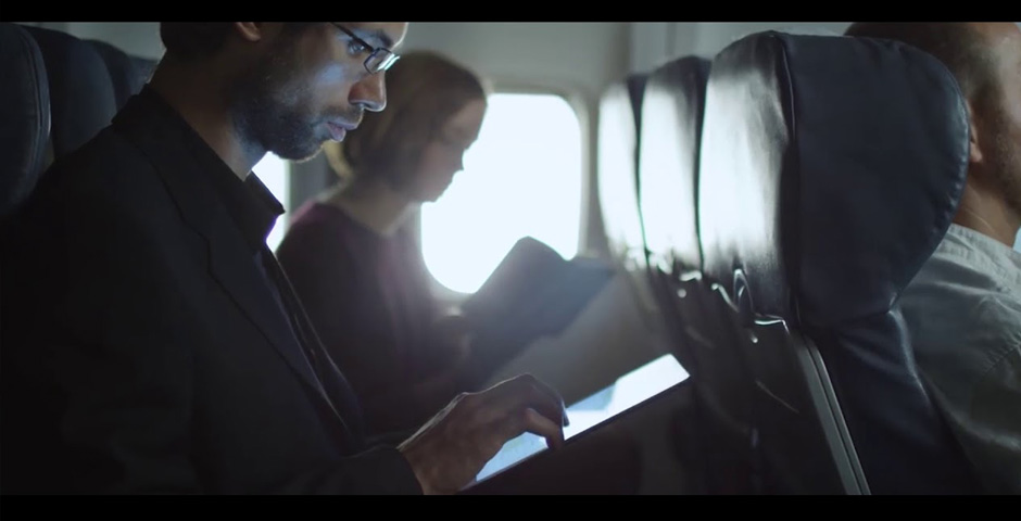 Nominee - HoriznStudios_The World Exploring Suitcase